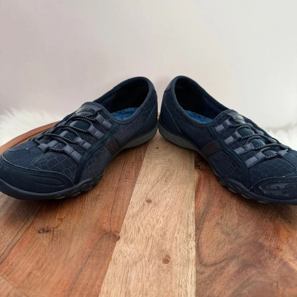 Skechers Relaxed Fit Memory Foam Navy Blue Bungee‎ Slip On Sneakers Wmns Sz 6.5